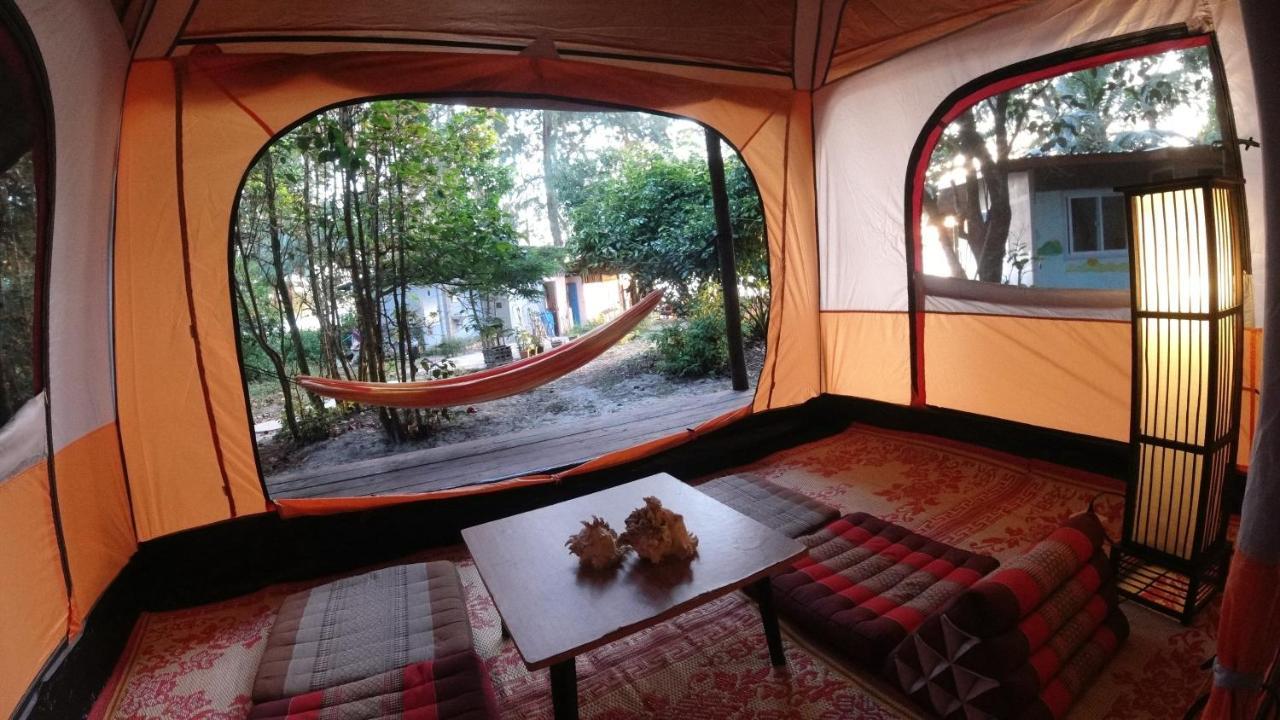 Phayam Friends Hotel Koh Phayam Bagian luar foto