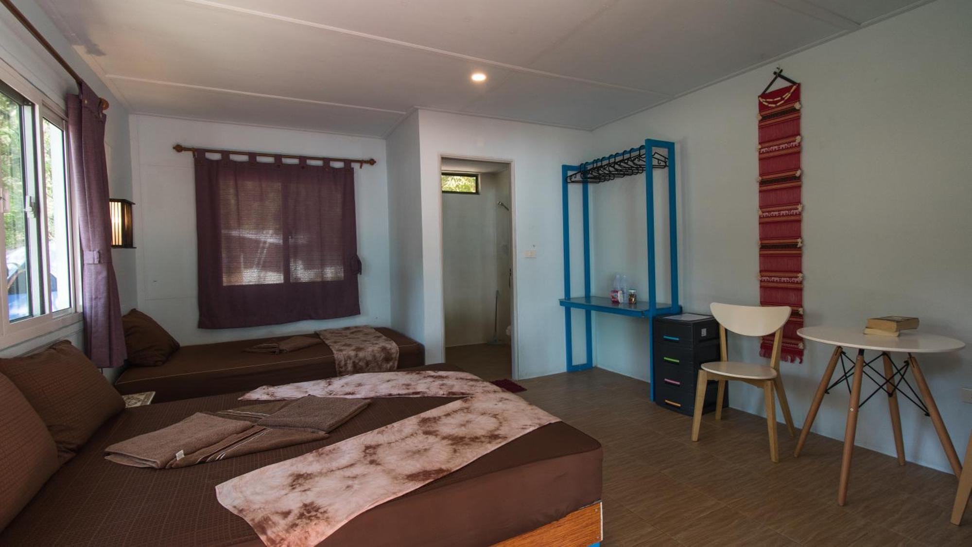 Phayam Friends Hotel Koh Phayam Bagian luar foto