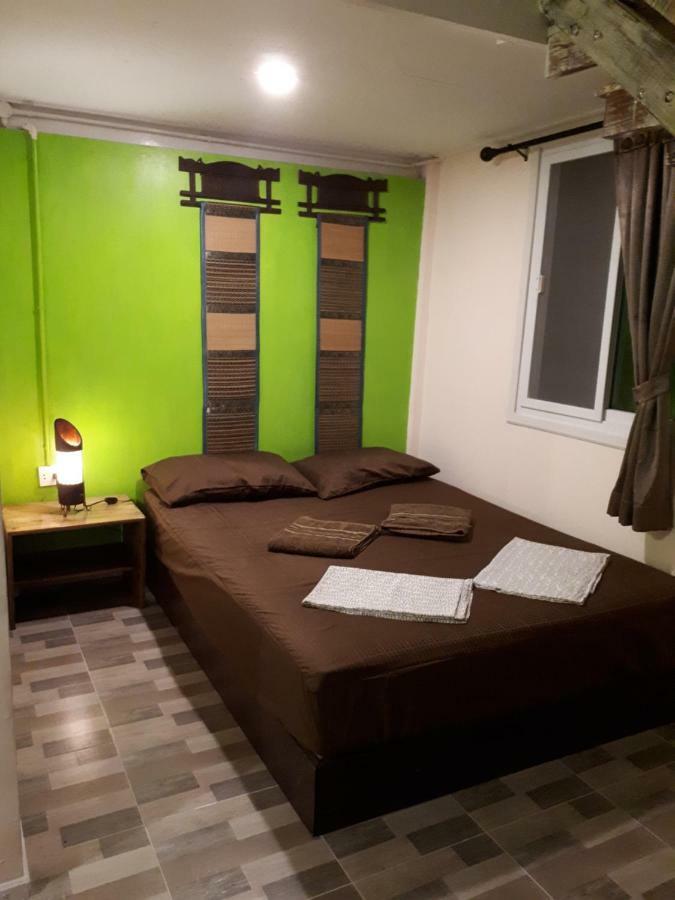 Phayam Friends Hotel Koh Phayam Bagian luar foto